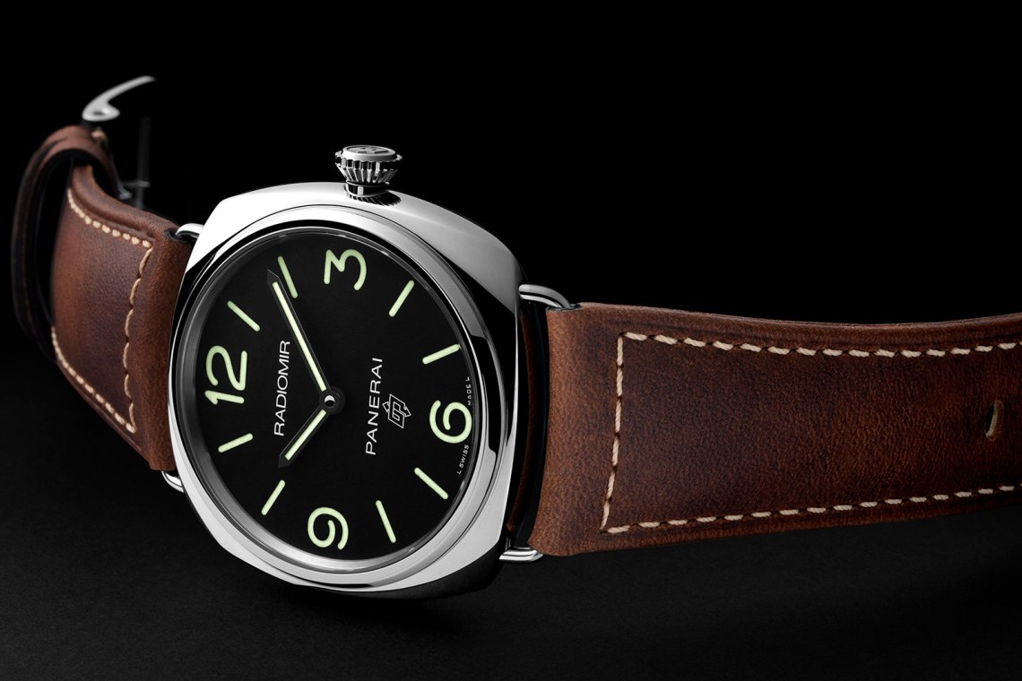 Panerai Radiomir Logo 3 Days Acciaio Entry-Level Black Seal Stainless Steel 45mm Replica Watch Review